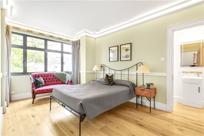 Parke Road, Barnes, London, SW13