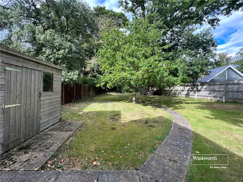 Rothesay Drive, Highcliffe, Christchurch, BH23