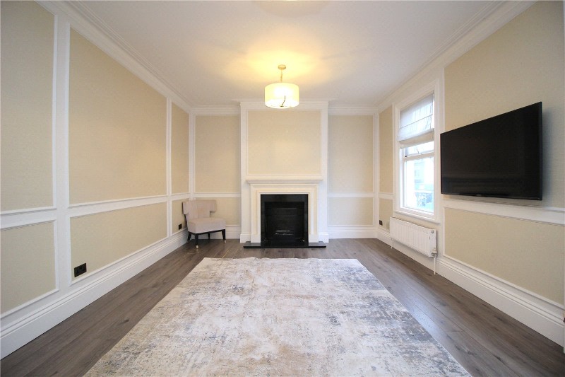 Broadway, Leigh-on-Sea, Essex, SS9