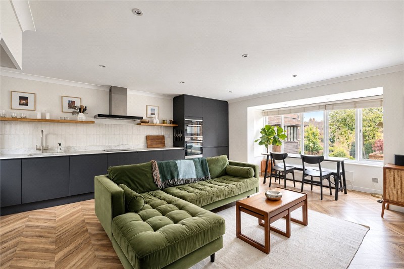 Linwood Close, London, SE5