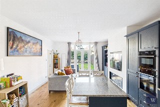 Thurlow Park Road, London, SE21