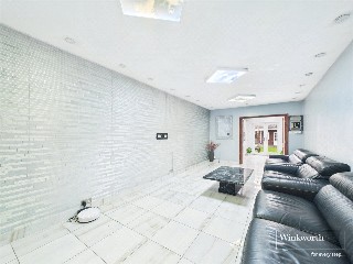 The Greenway, London, NW9