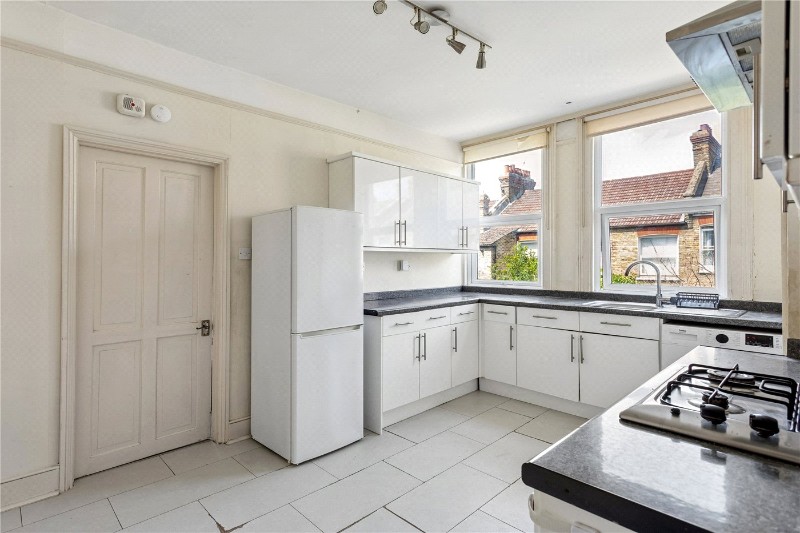 Salterford Road, London, SW17