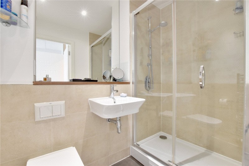 Peartree Way, London, SE10