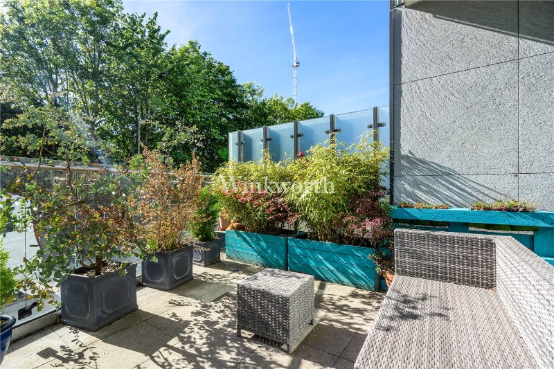 Lapwing Heights, Waterside Way, London, N17