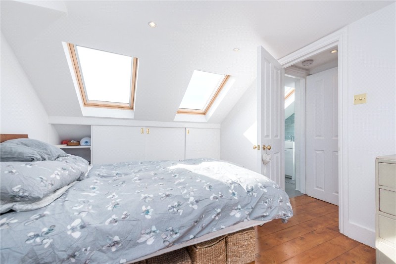 Bathurst Gardens, London, NW10
