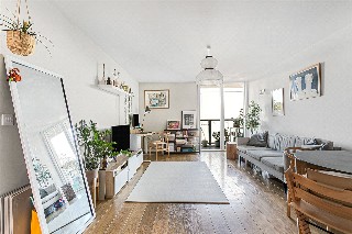 Chadwell Lane, London, N8