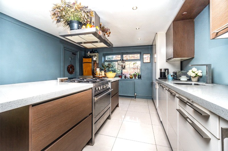 Mildenhall Road, London, E5