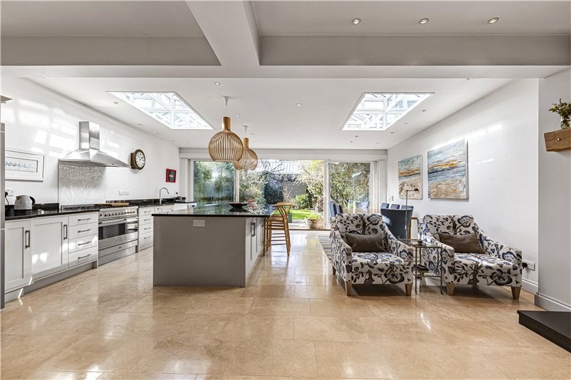 Madrid Road, Barnes, London, SW13