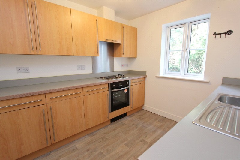 Priory Chase, Rayleigh, Essex, SS6