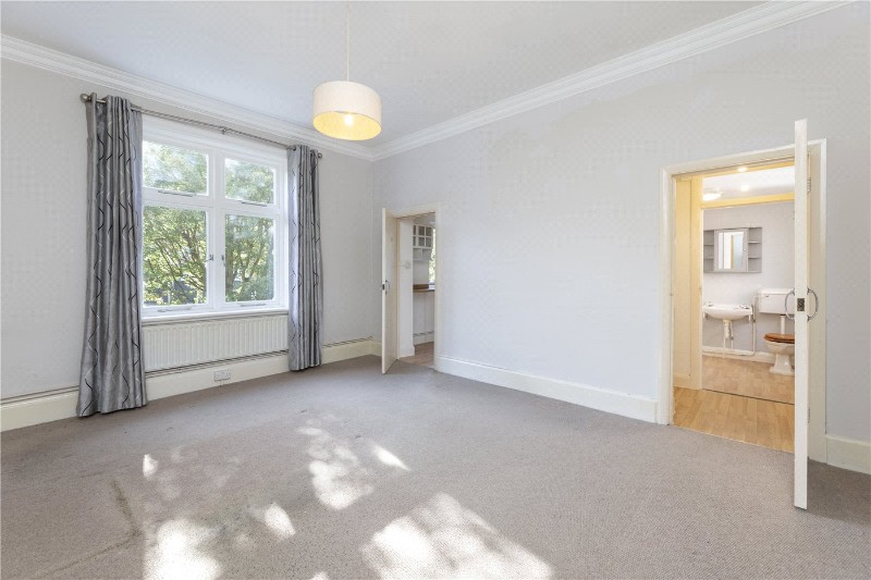 Gwendolen Avenue, London, SW15