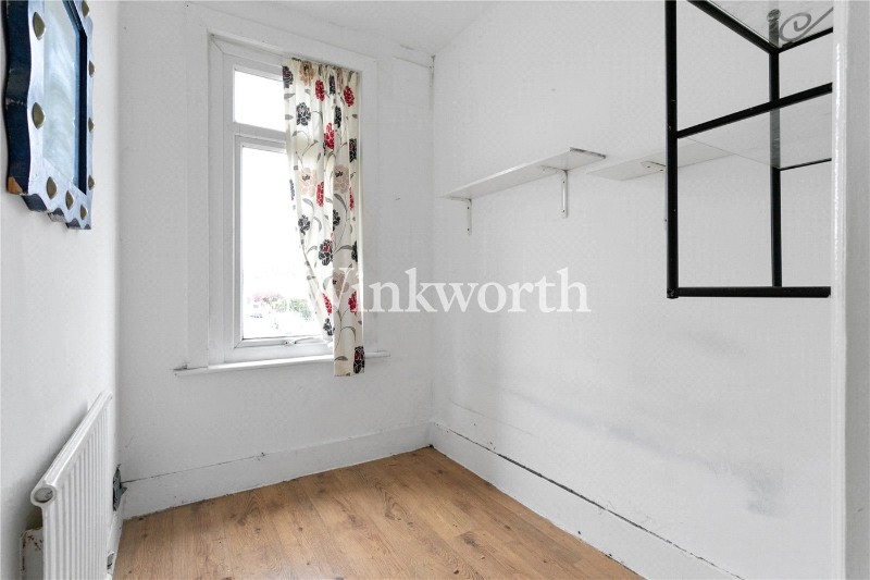 Sandford Avenue, London, N22