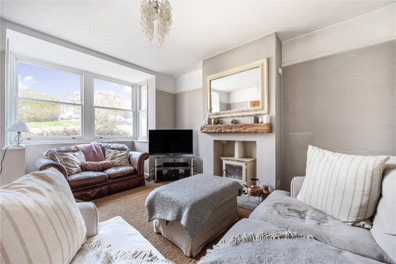 Larkfield Road, Farnham, Surrey, GU9