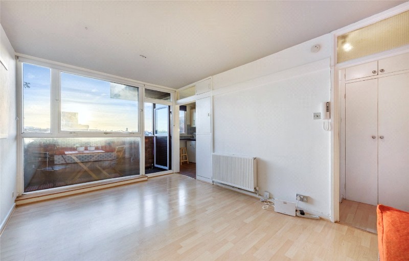 Vauxhall Bridge Road, London, SW1V