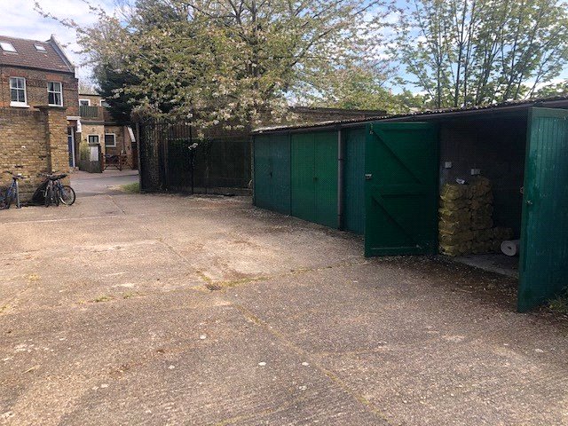 St. Mary&#39;s Grove, Barnes, London, SW13