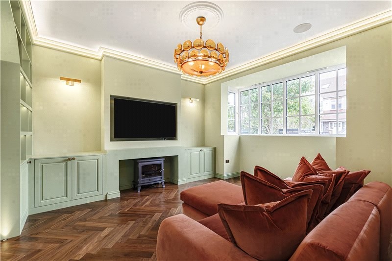 Ullswater Road, London, SW13