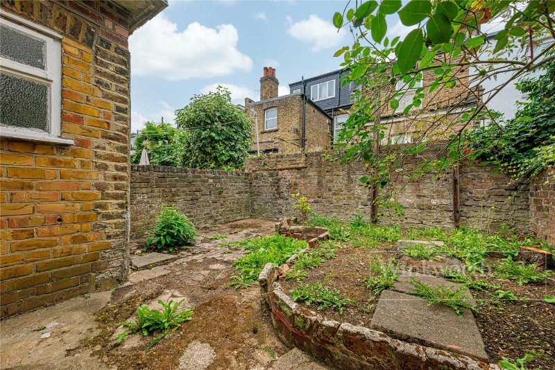 College Road, London, NW10