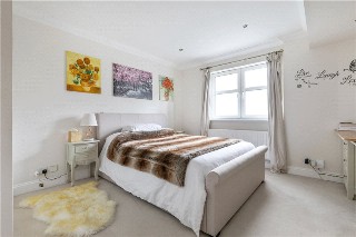 Kennington Lane, London, SE11