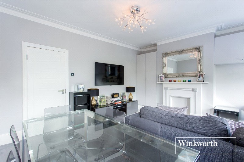 Squires Lane, Finchley, London, N3