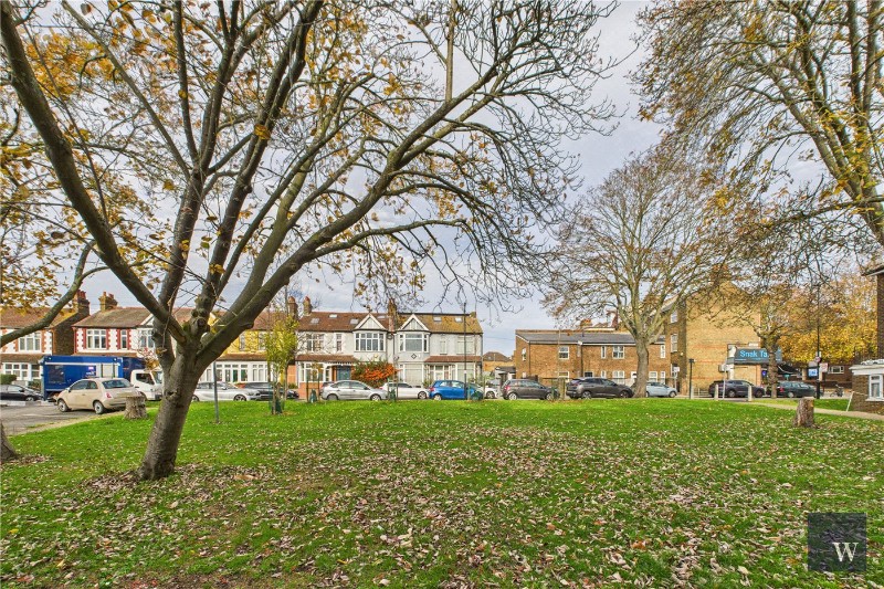 Streatham High Road, London, SW16