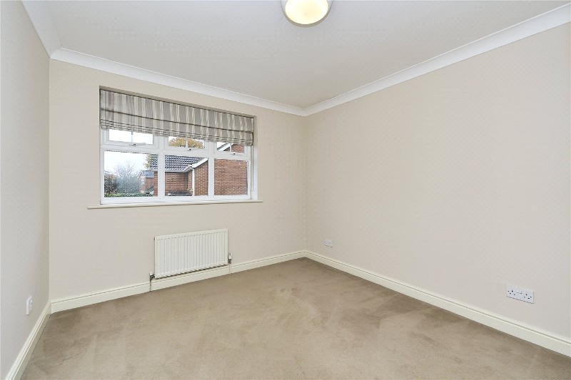 Saint Andrews Gardens, Cobham, Surrey, KT11