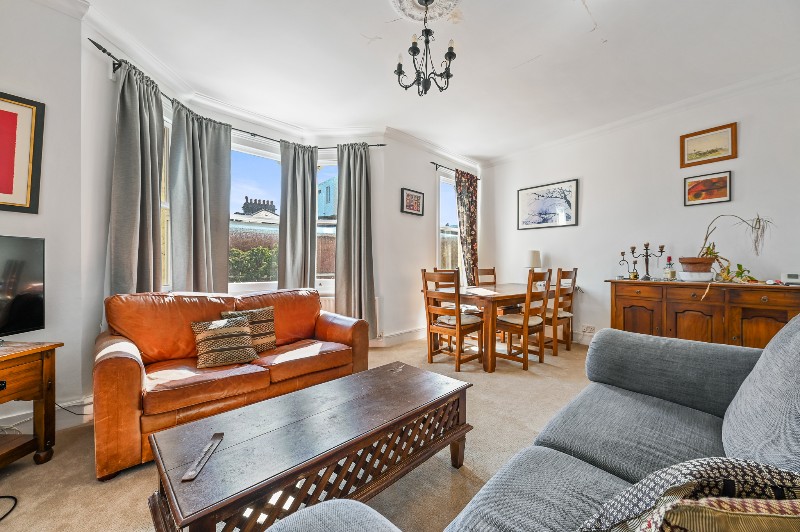 Arminger Road, London, W12