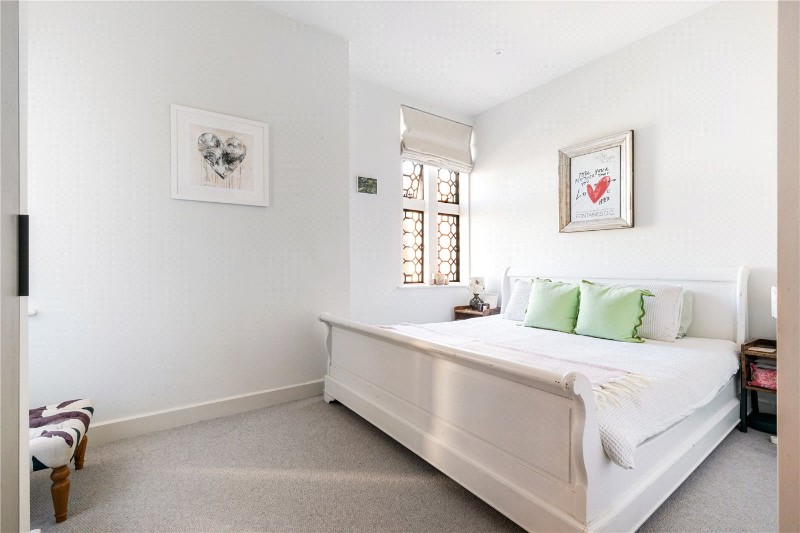 Holt Gardens, London, SW17