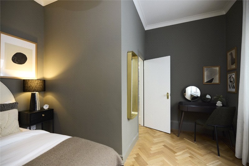 Strathearn Place, London, W2