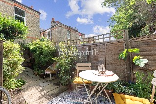 Lyndhurst Road, London, N22