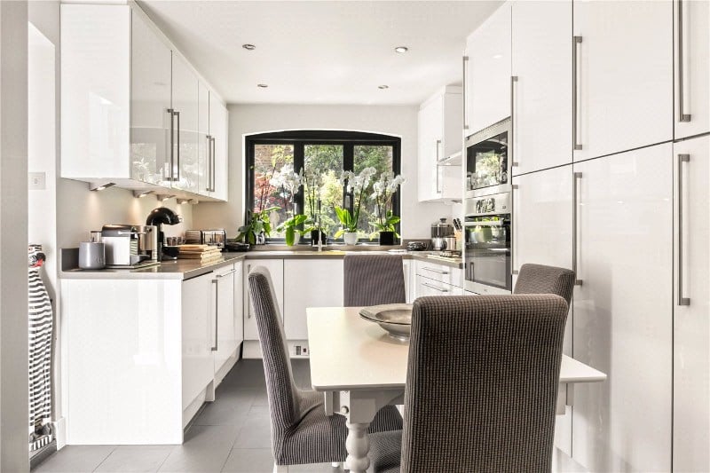 Brayburne Avenue, London, SW4