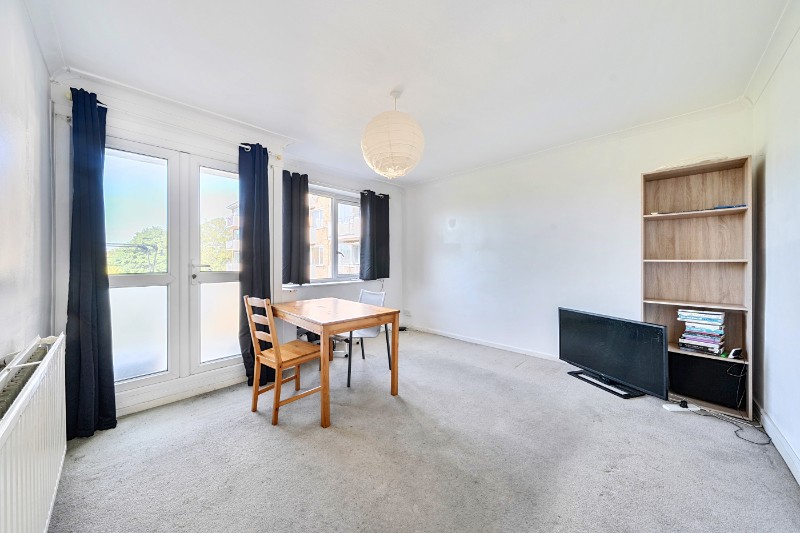 Flat 6, Caversham House, Friary Estate, London, SE15