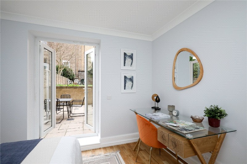 The Grove, London, W5