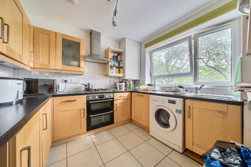 Flat 6, Caversham House, Friary Estate, London, SE15