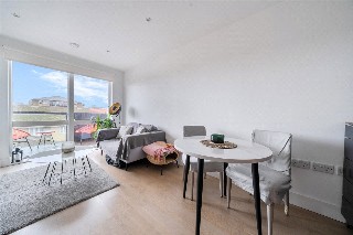 Aston Street, London, E14