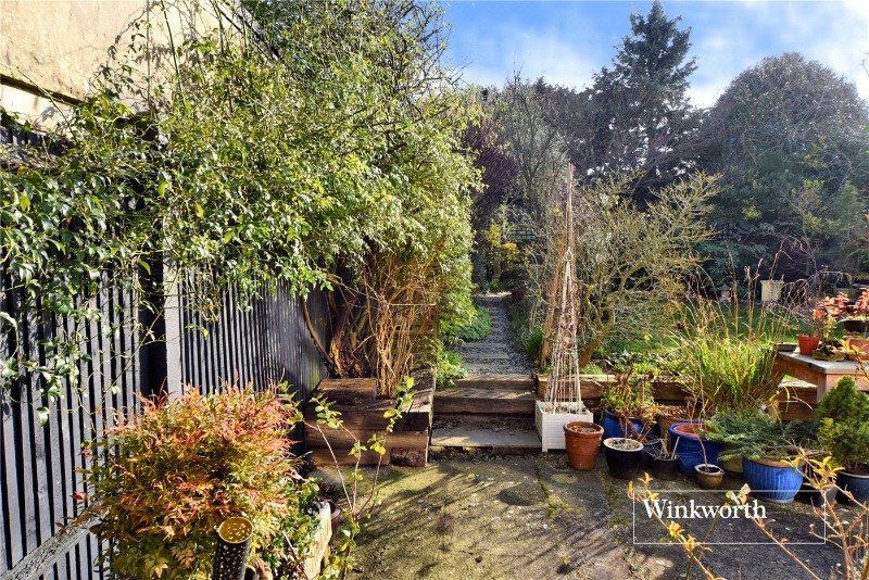 Montagu Gardens, Wallington, SM6