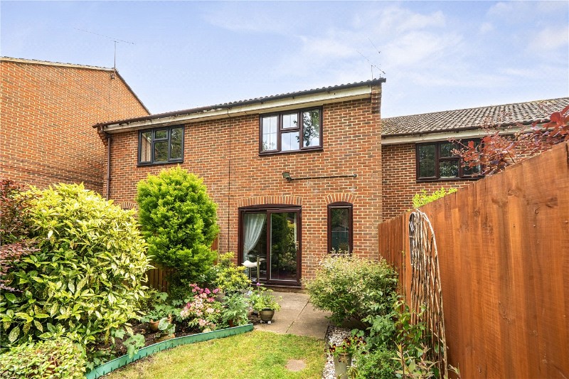 Hurlands Place, Farnham, Surrey, GU9