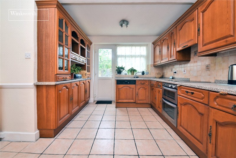 Langley Avenue, Worcester Park, KT4