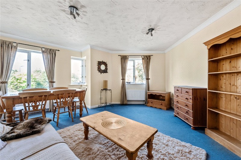 Myddleton Avenue, London, N4
