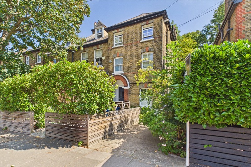 Croxted Road, London, SE21