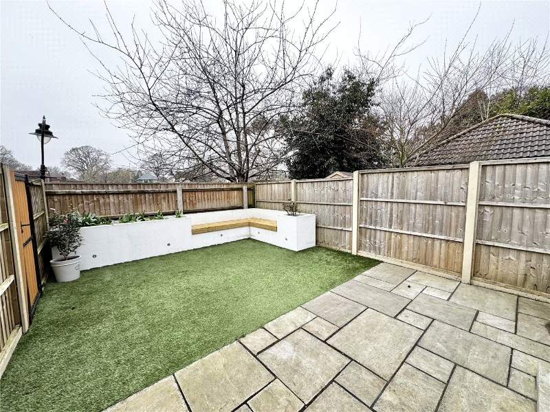 Rose Farm Close, Ferndown, Dorset, BH22