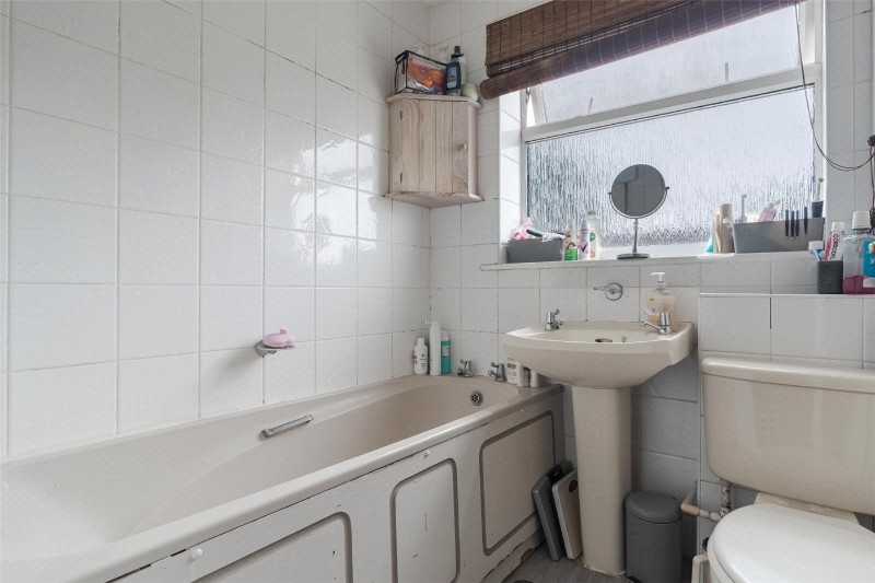 Bridle Way, Colehill, Wimborne, Dorset, BH21