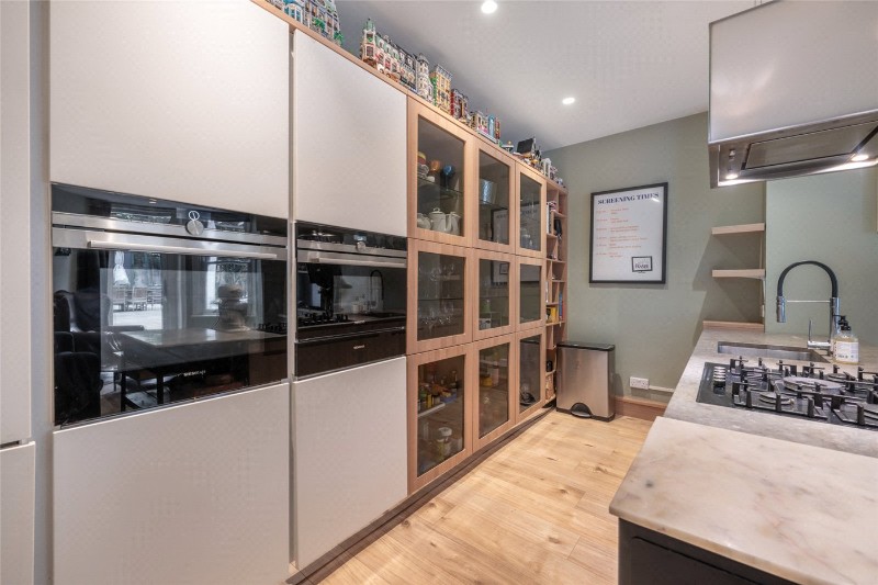 Elgin Avenue, London, W9