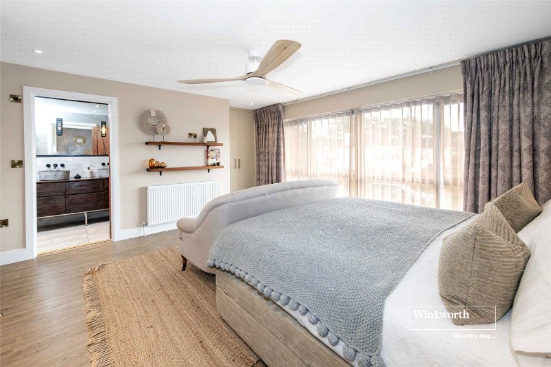 Hynesbury Road, Friars Cliff, Christchurch, BH23