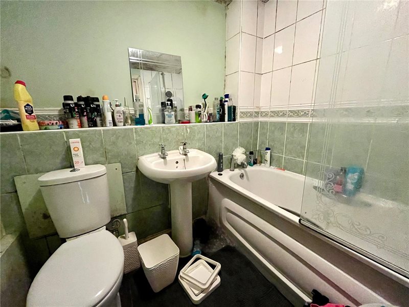 Windsor Court, Newbury, Berkshire, RG14