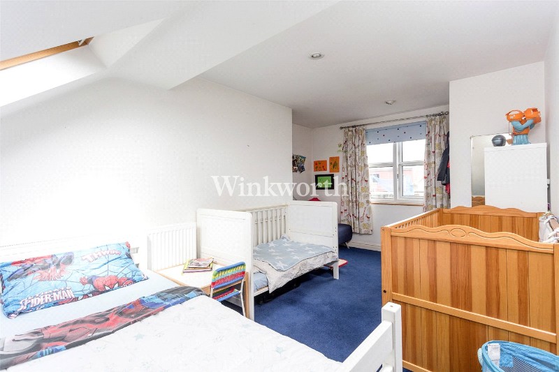 Norman Avenue, London, N22