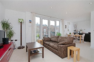 Fraser Gardens, Winchester, Hampshire, SO22