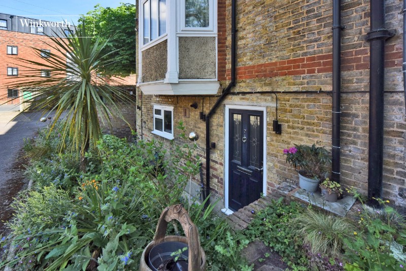 Cheam Road, Sutton, SM1