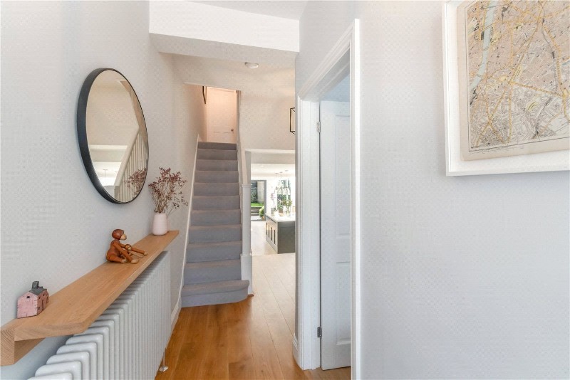 Henslowe Road, East Dulwich, London, SE22