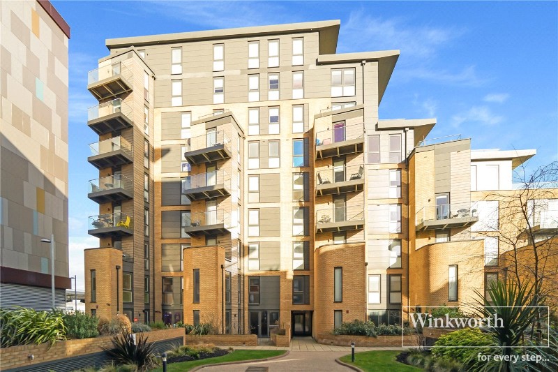 Baltic Avenue, Brentford, TW8