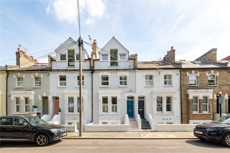St. Peter&#39;s Terrace, London, SW6